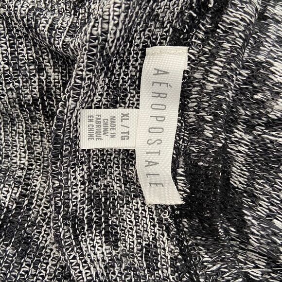 Aeropostale cold shoulder Star sheer long sleeve - Picture 7 of 8